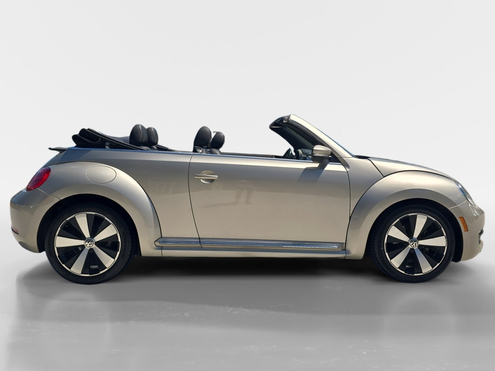 2016 Volkswagen Beetle Convertible — side profile view